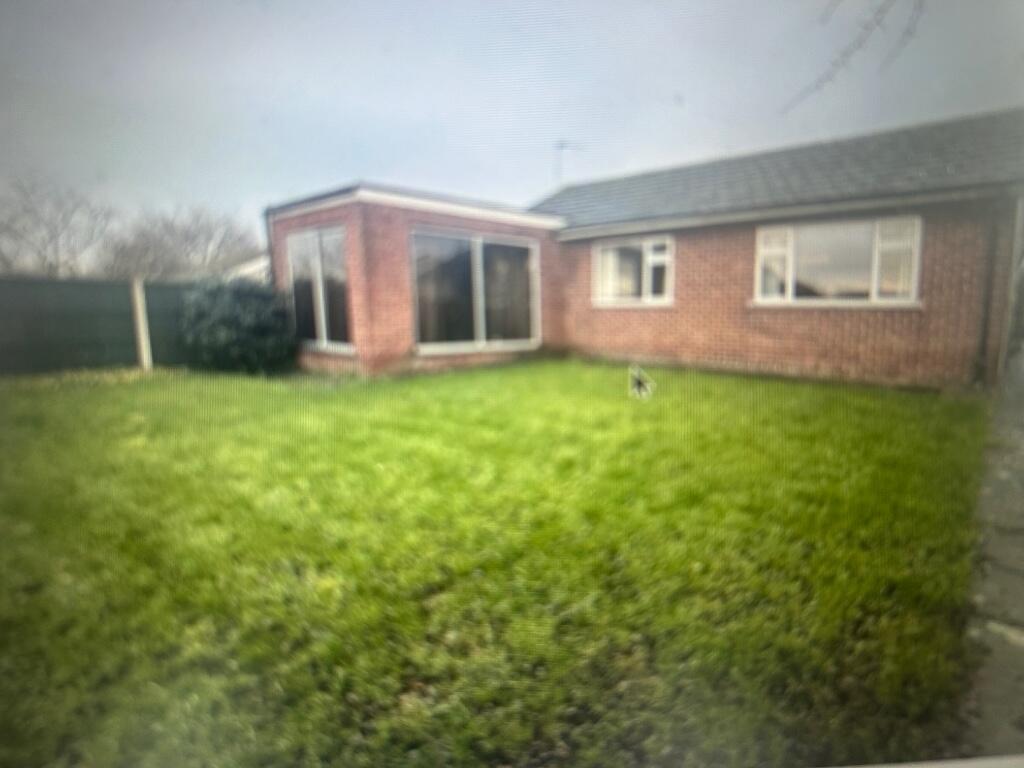 3-bed detached on Conery Gardens, NG13, £255,000