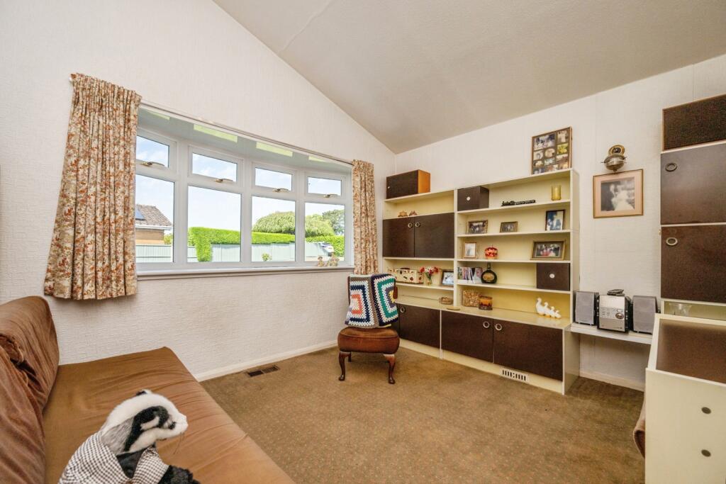 Highgate Close, Kidderminster, Worcestershire, DY11 - Widok 6