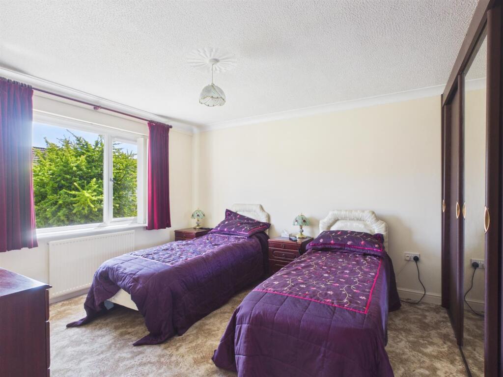 House in Peterborough - View 5