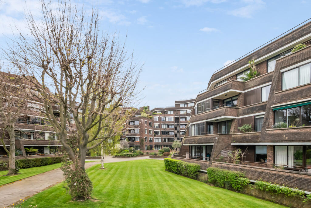 Apartment in London - View 5