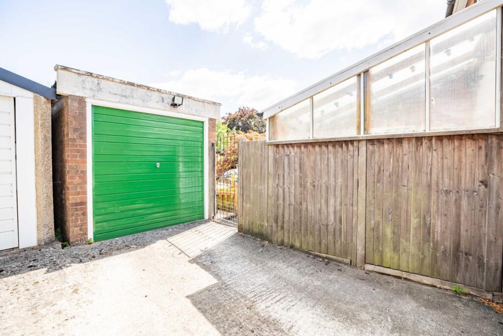 Additional image 17 of Barnfield Road, St. Albans, Hertfordshire, AL4