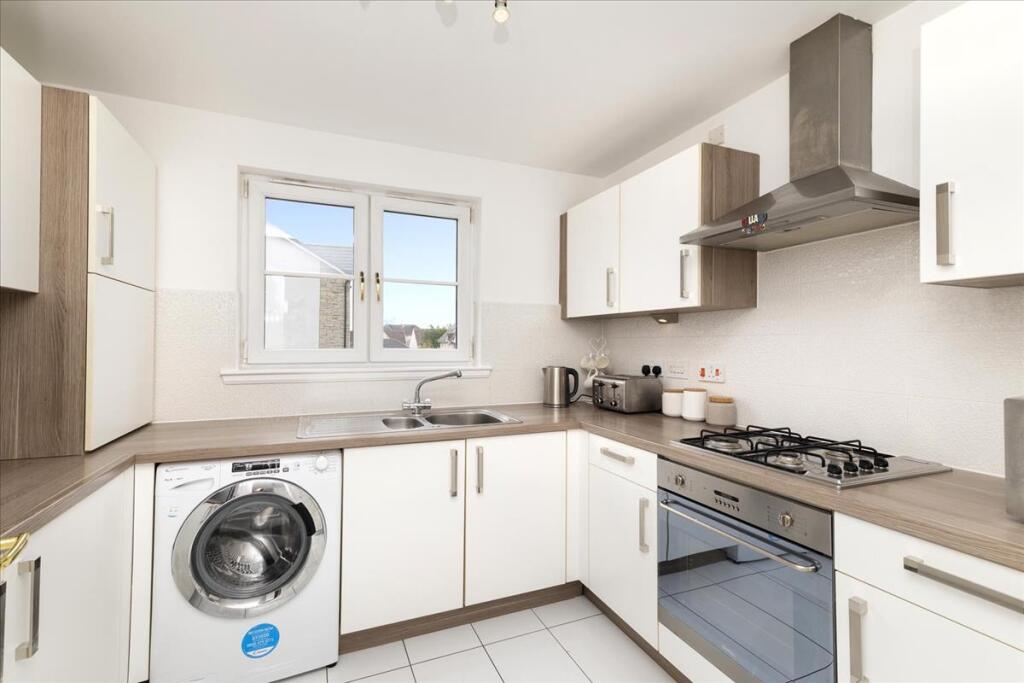 Apartment in Edinburgh - More