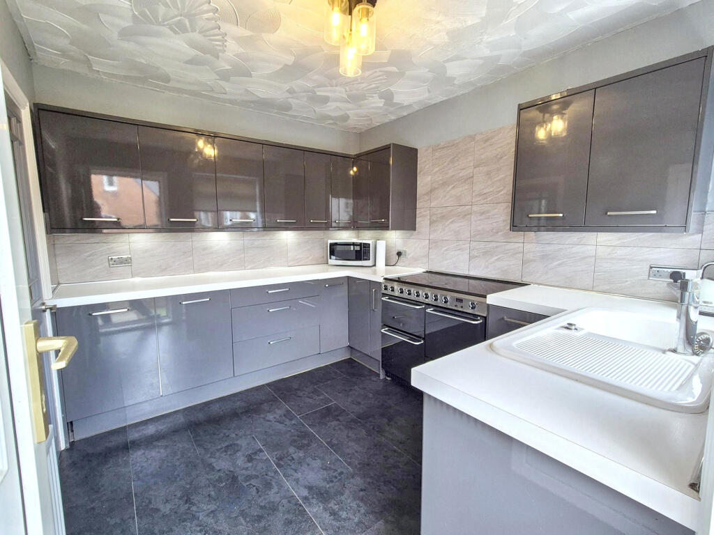 House in South Tyneside, North East - View 3