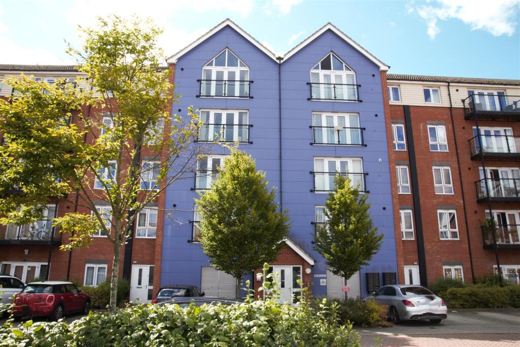 Main image of property: Chadwick Road, Langley, Berkshire