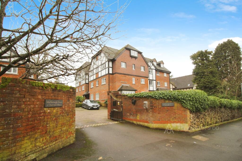 Main image of property: Graemesdyke Road, Berkhamsted, Hertfordshire, HP4