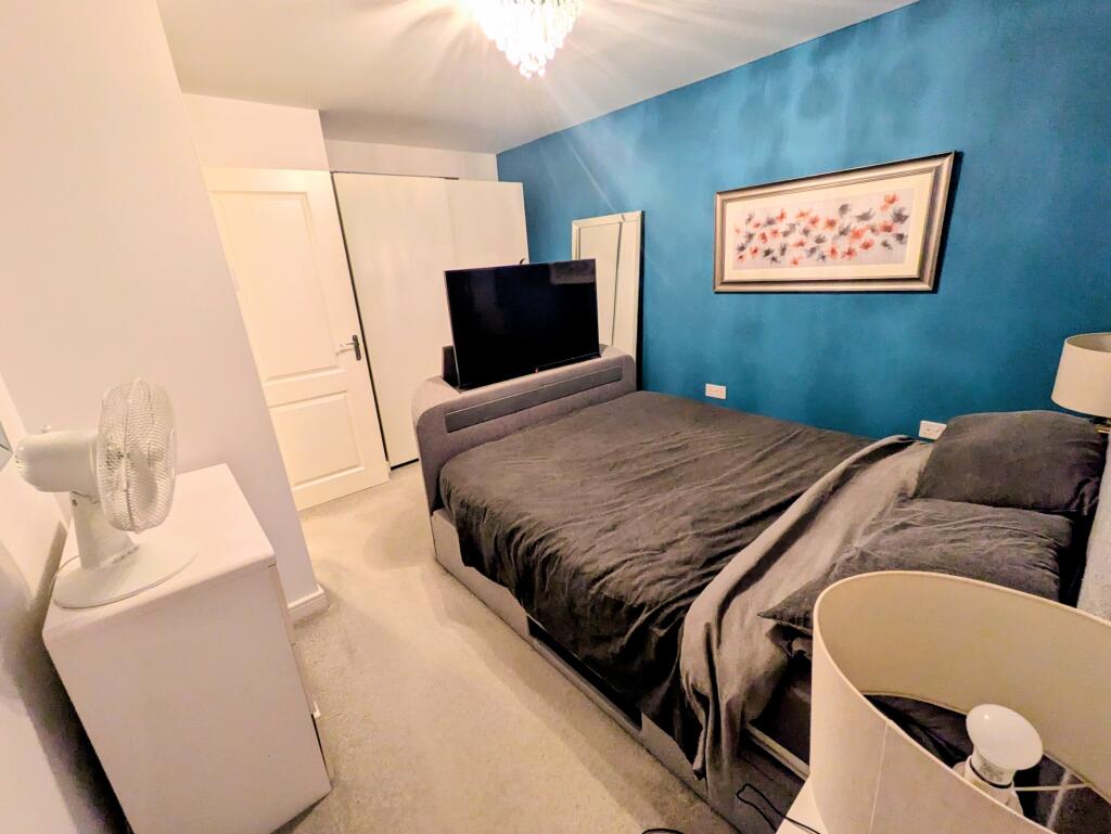 Additional image 12 of Harrowins Farm Drive, Bradford, BD13