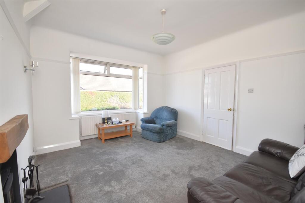 Riverview Road, Little Neston, Neston photo 4