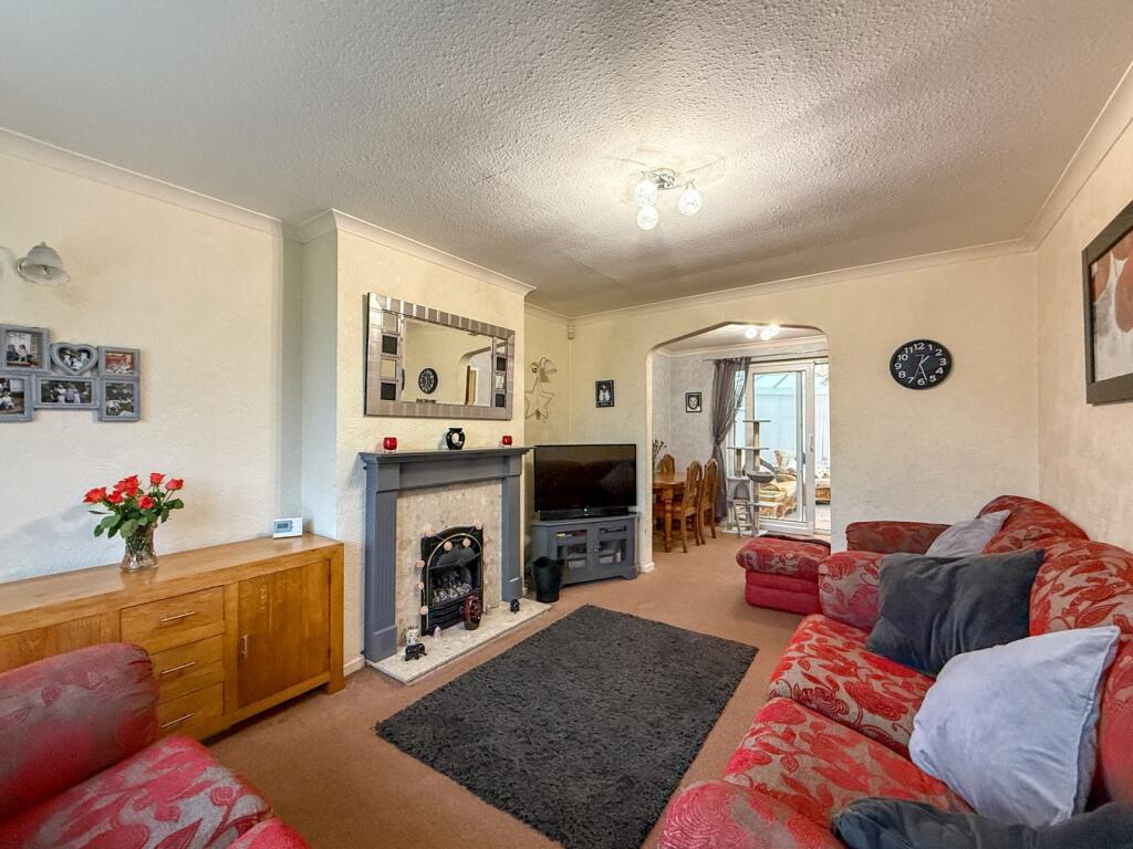 Westcroft, Honley, Holmfirth, HD9 photo 3