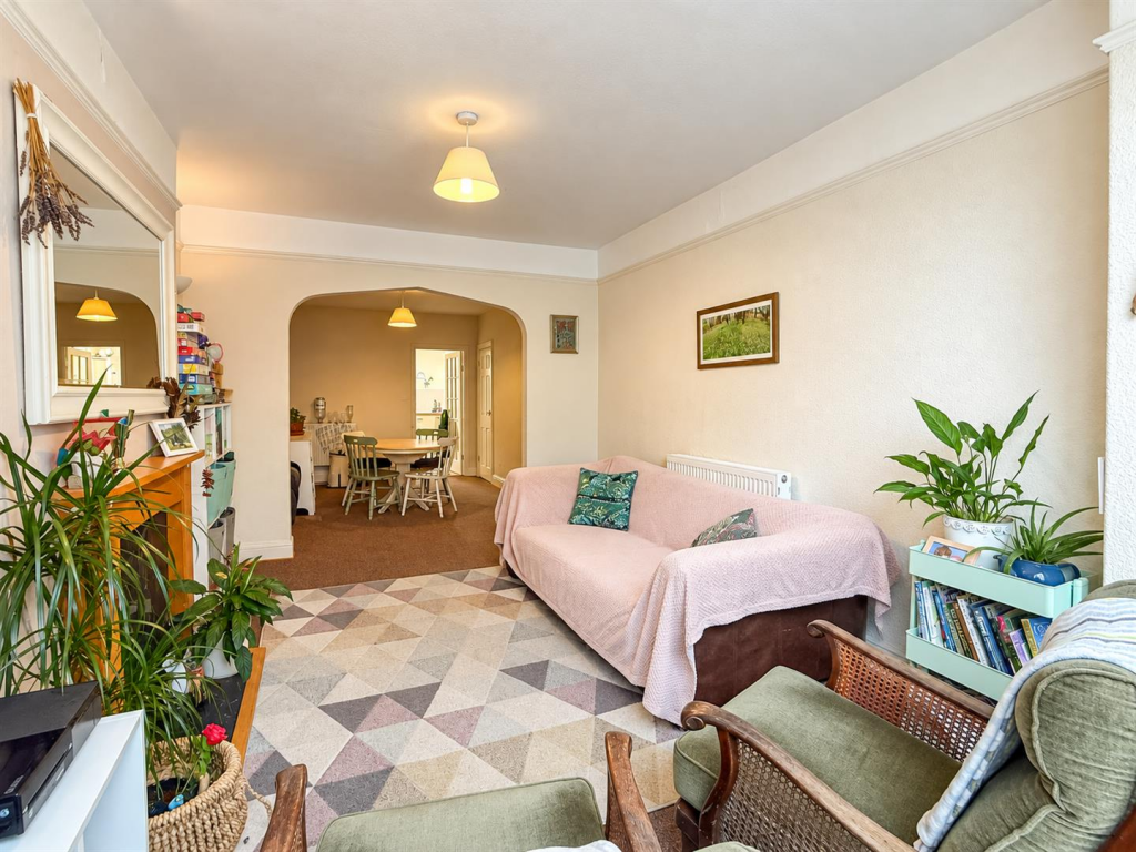 Victoria Grove, Bideford photo 4