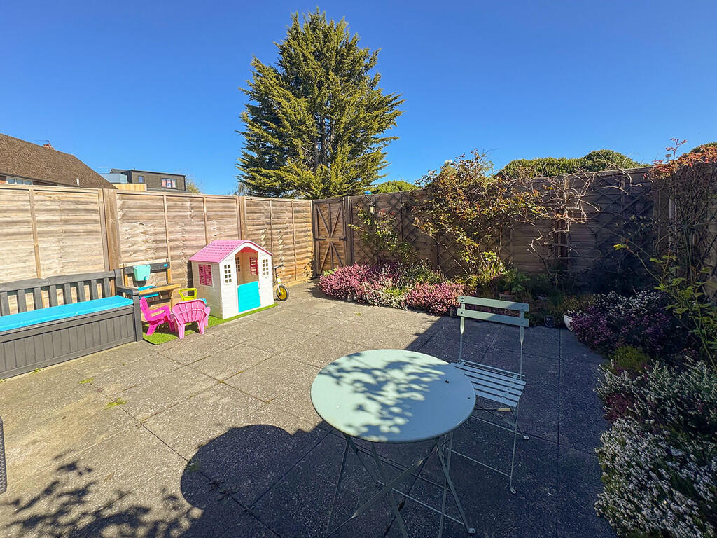 Main image of property: Flat 1, 9 Maitland Avenue