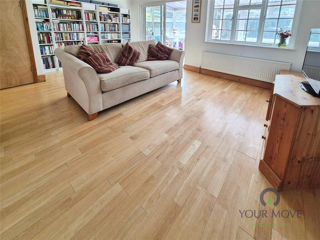 Maywood Avenue, Eastbourne, East Sussex, BN22 photo 2