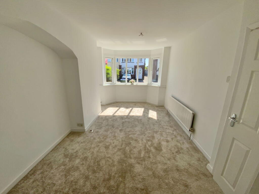 ROWLEY REGIS, Petersfield Drive - View 5