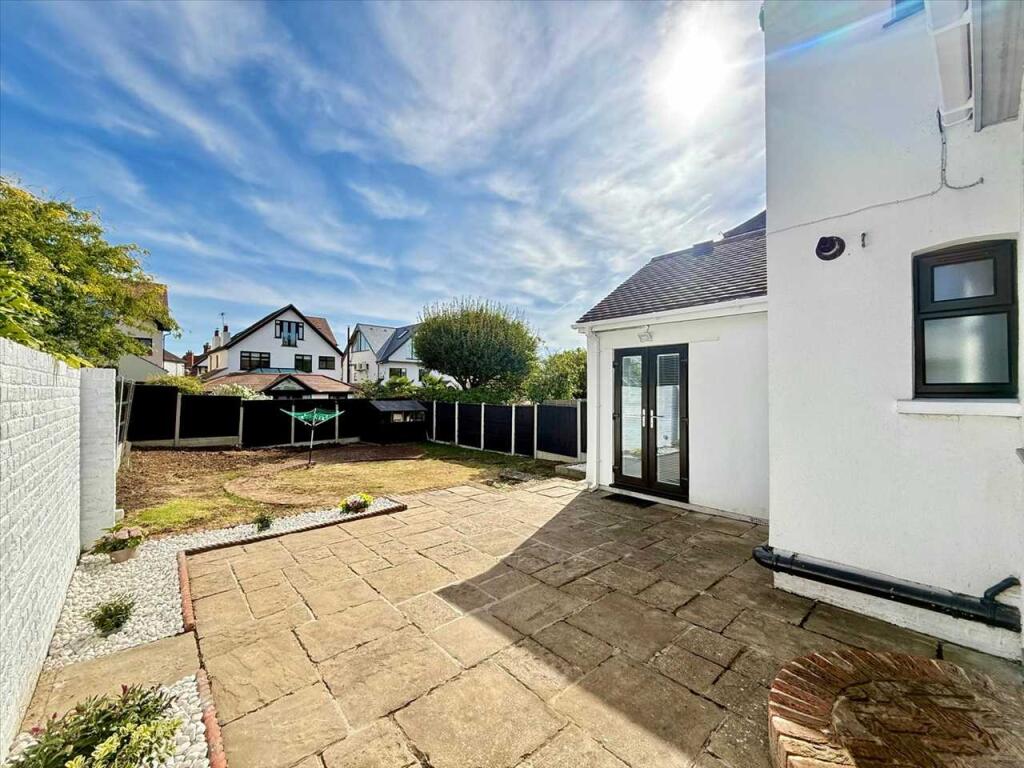 House in Southend-on-Sea, Essex - View 5