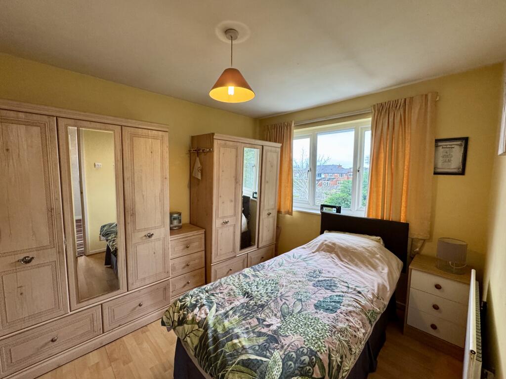 Southfield Drive, Hall Green, Birmingham, B28 photo 4