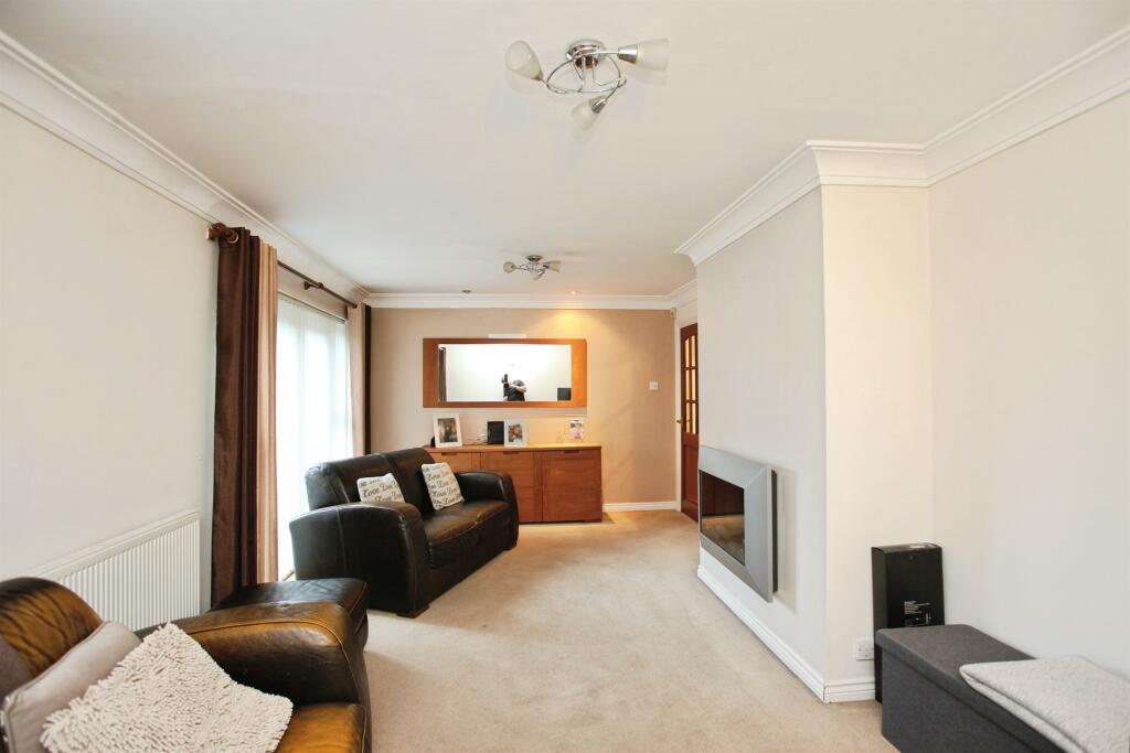 Gwaun Hyfryd, CAERPHILLY photo 3