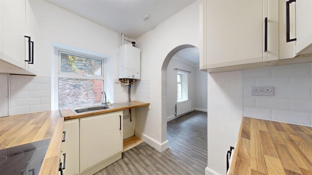 House in Llandudno, Corwen - More