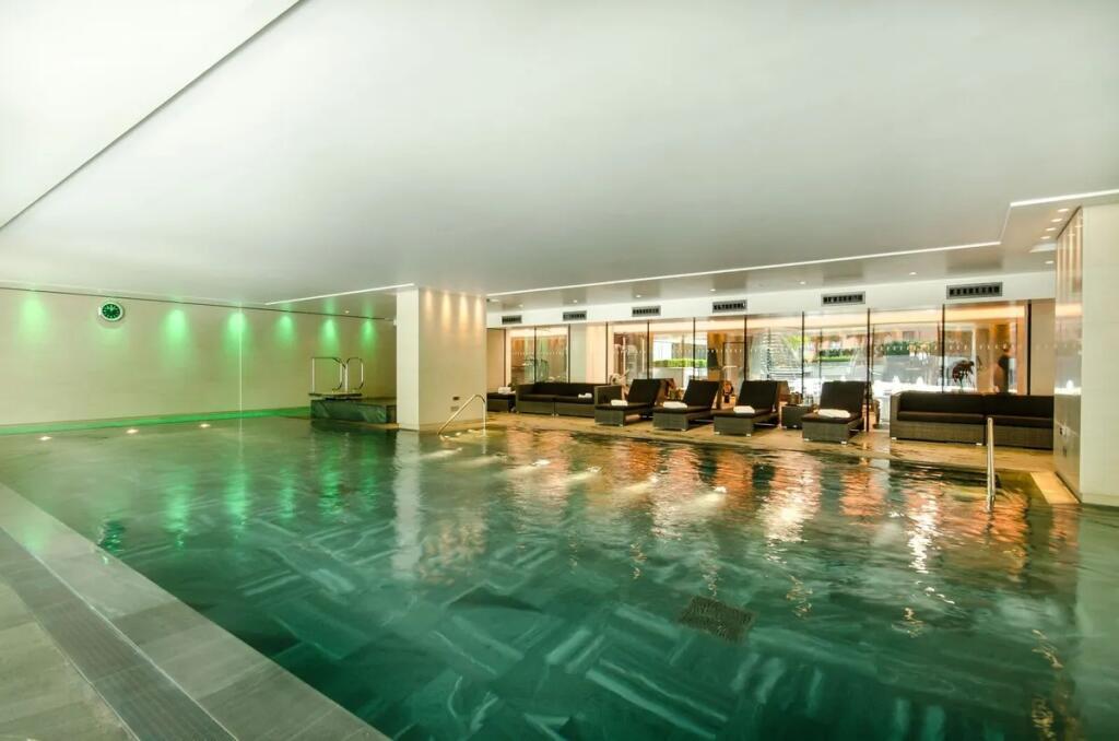Apartment in London - View 2