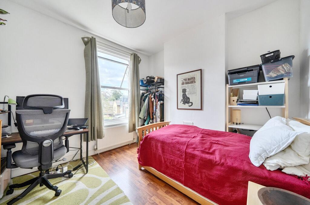 Apartment in London - View 5