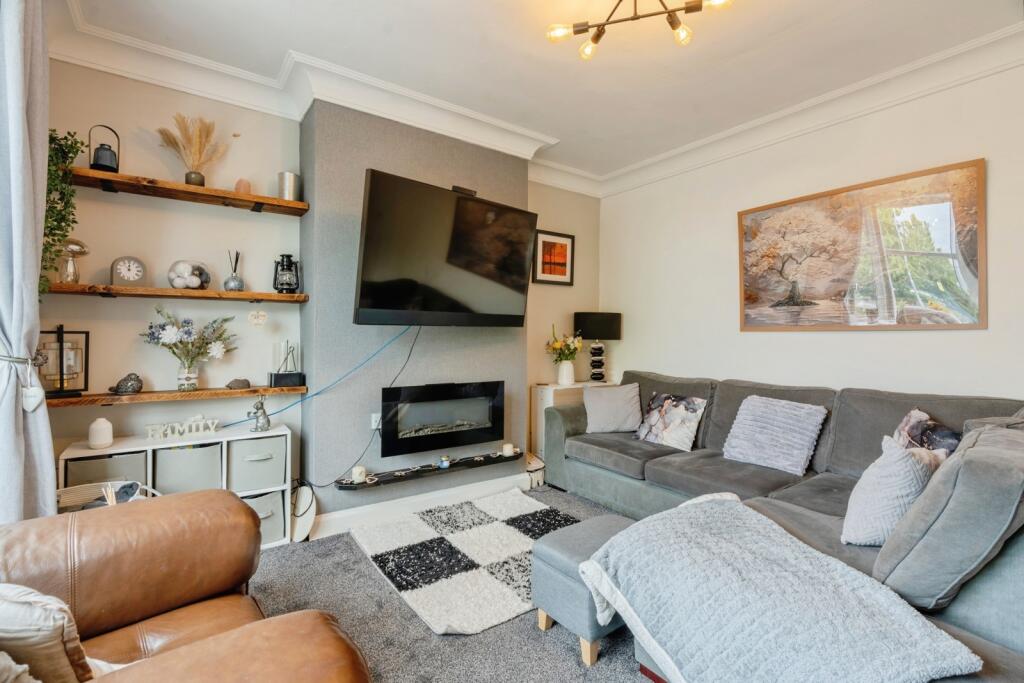 House in Burnley, Rose Grove - View 5