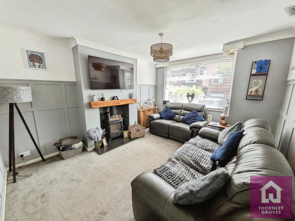Vendale Avenue, Swinton, M27 - View 2