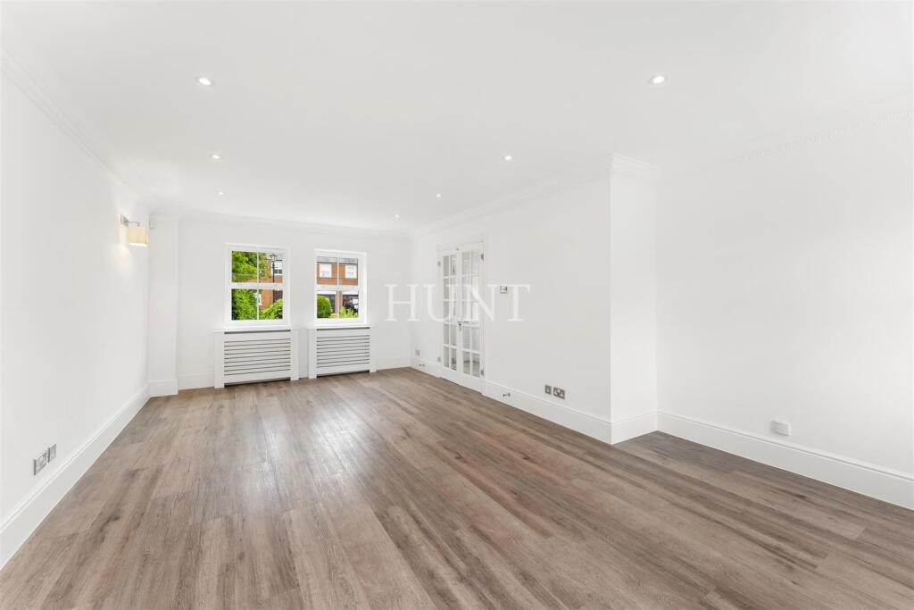 House in London - More