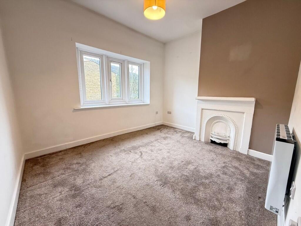 143 St. Stephens Street, Halifax, West Yorkshire, HX3 0UH photo 5