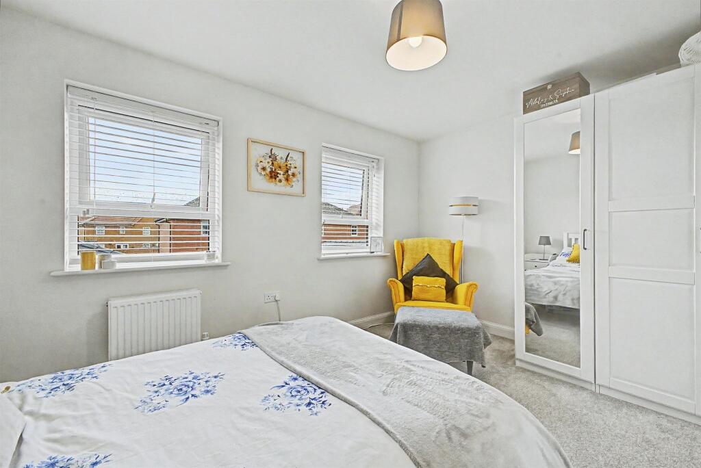 House in Northampton - More