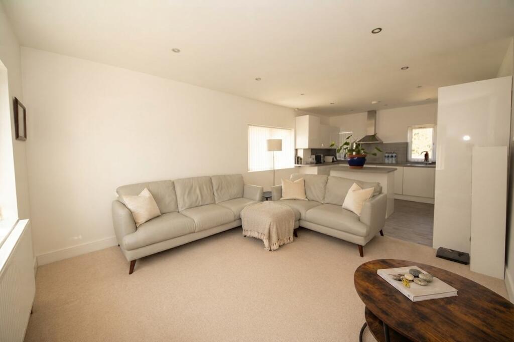 Apartment in London, Southgate - View 5