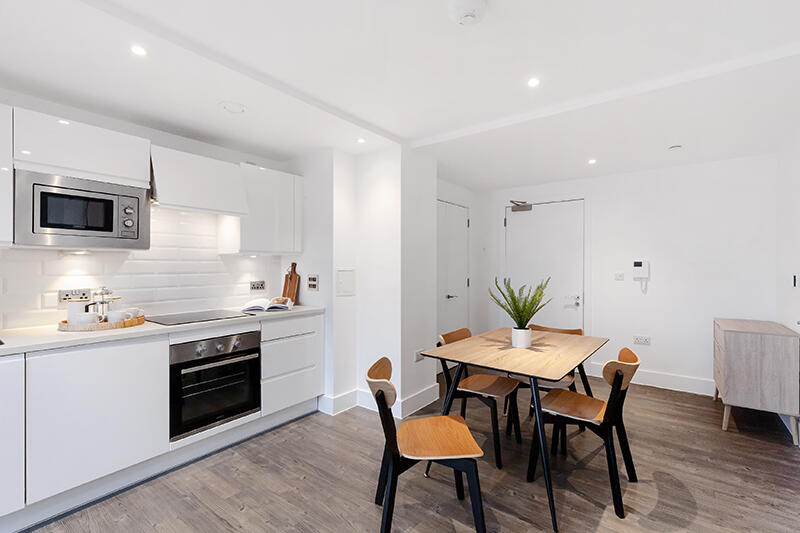 Apartment in Bristol - View 3
