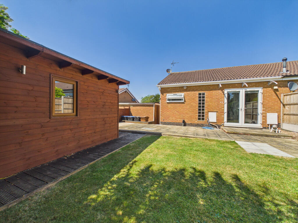 Beacon Close, Markfield, LE67 photo 2
