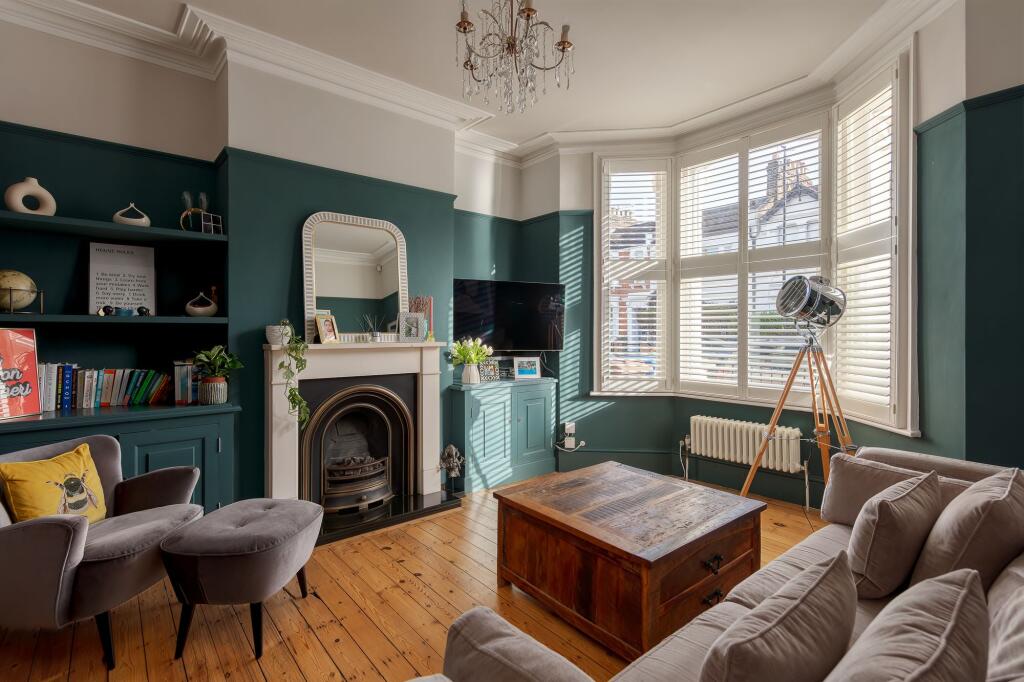 Main image of property: Ivydale Road, London, SE15