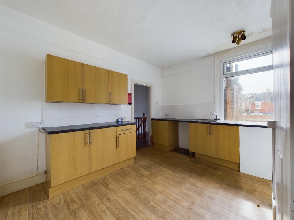 Apartment in Portsmouth - View 4