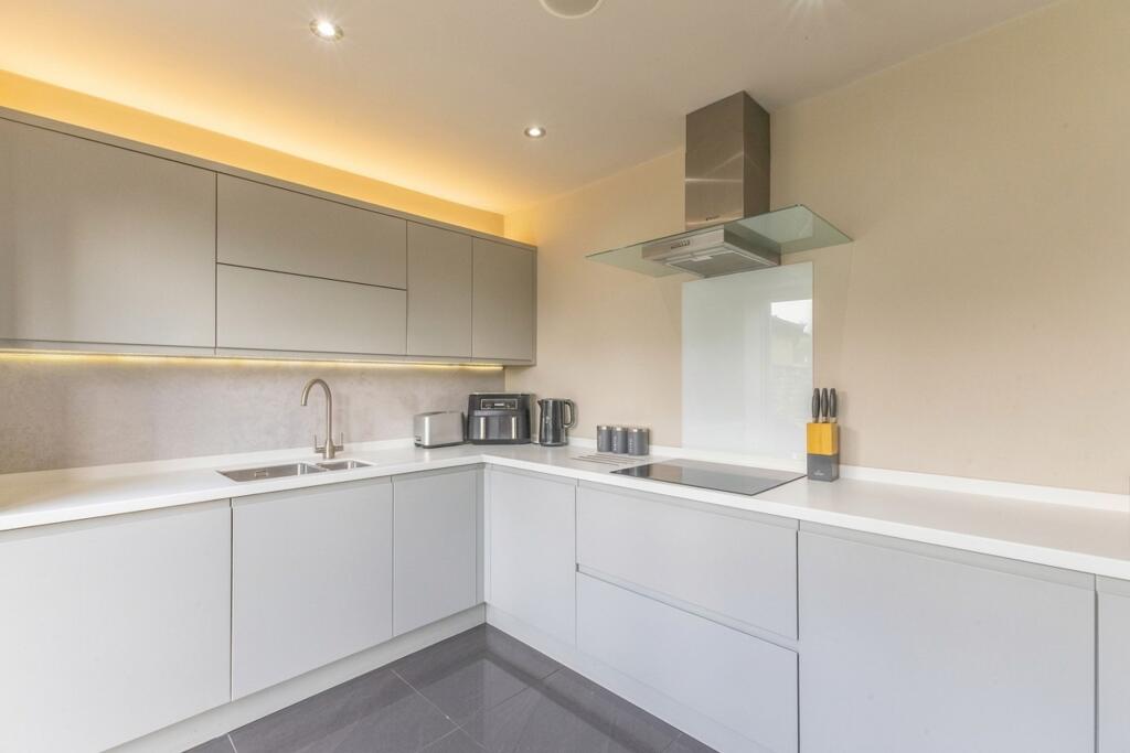 House in Kendal, Netherfield - More