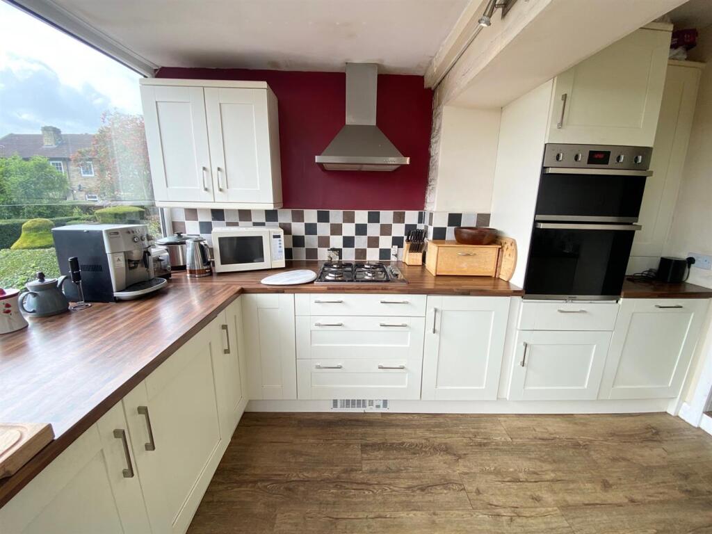 House in Kirklees, West Yorkshire - View 3