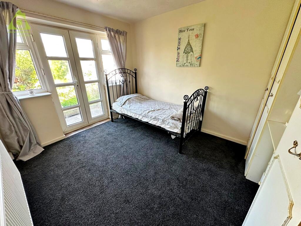 Rayden Crescent, Westhoughton, BL5 2HY - Więcej
