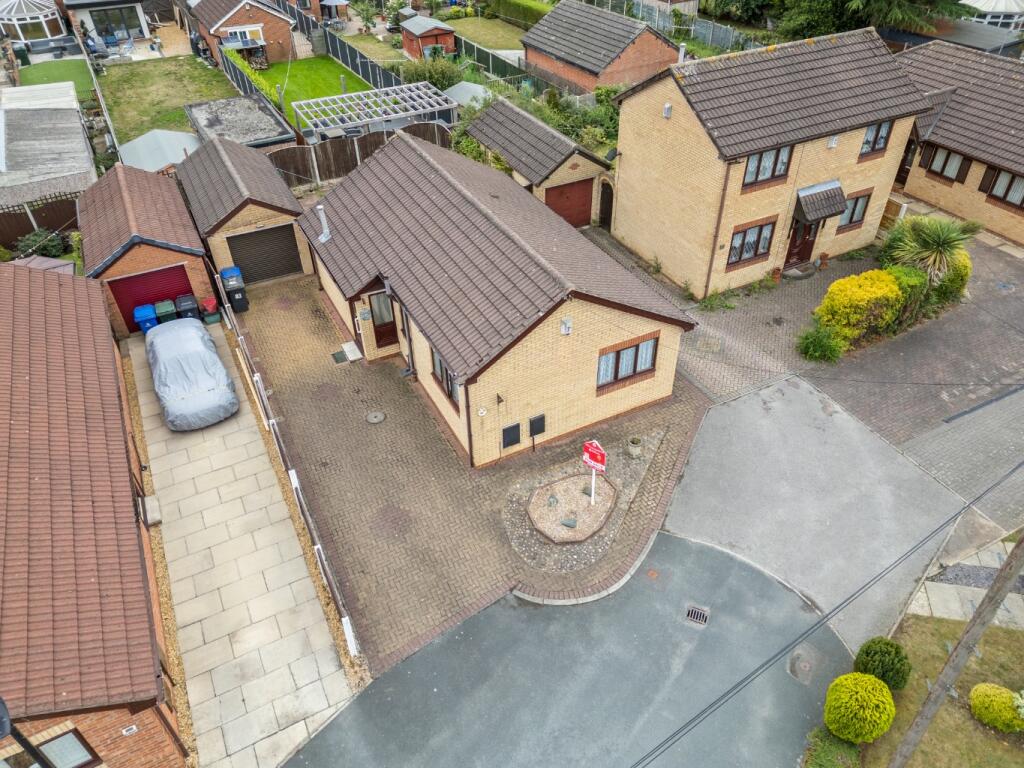 St. Marys Drive, Dunsville, Doncaster, South Yorkshire, DN7 photo 2