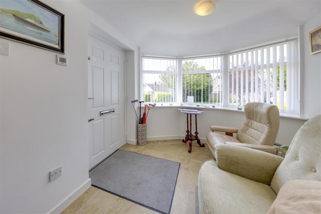 Chelston Drive, Helmshore, Rossendale photo 4