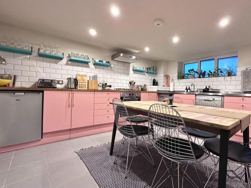3 bedroom terraced house for rent