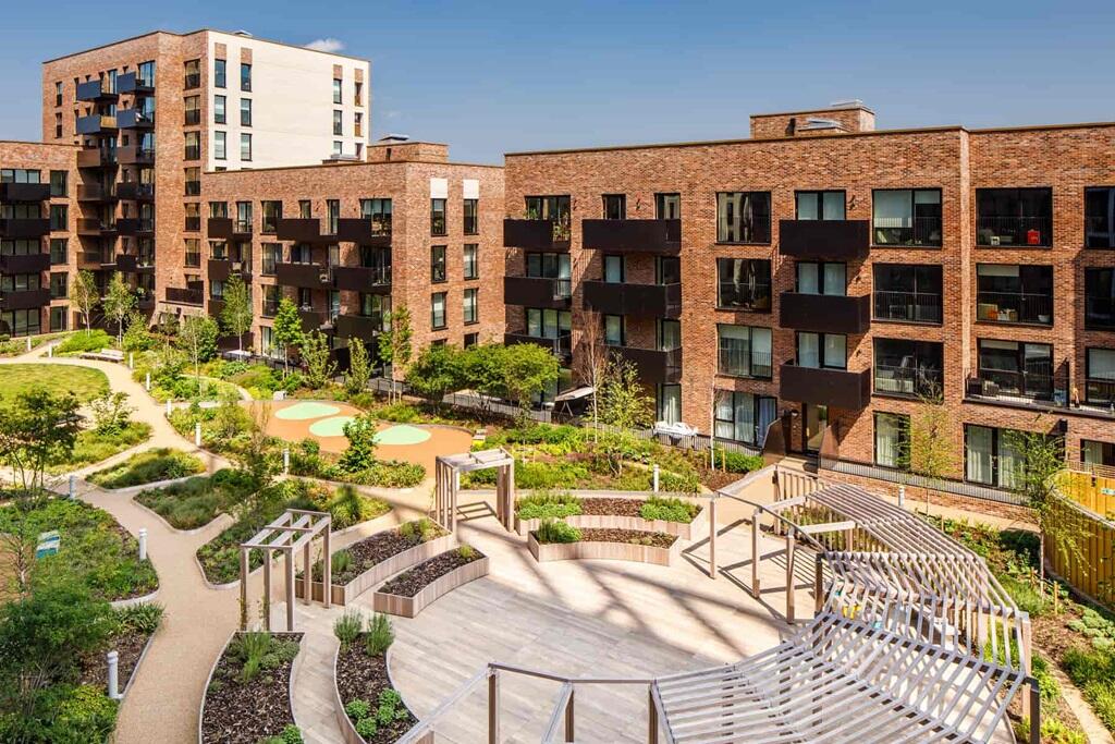 Main image of property: 118 Oliver Road,
London,
E10 5UJ