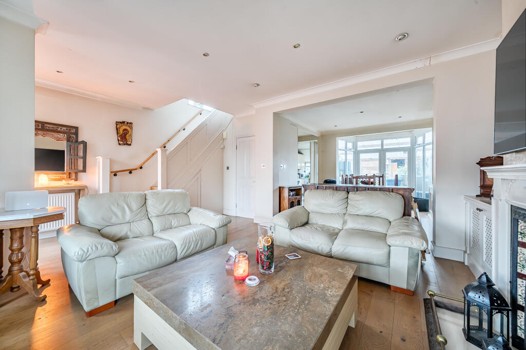 Main image of property: Monkfrith Way, London, Greater London, N14