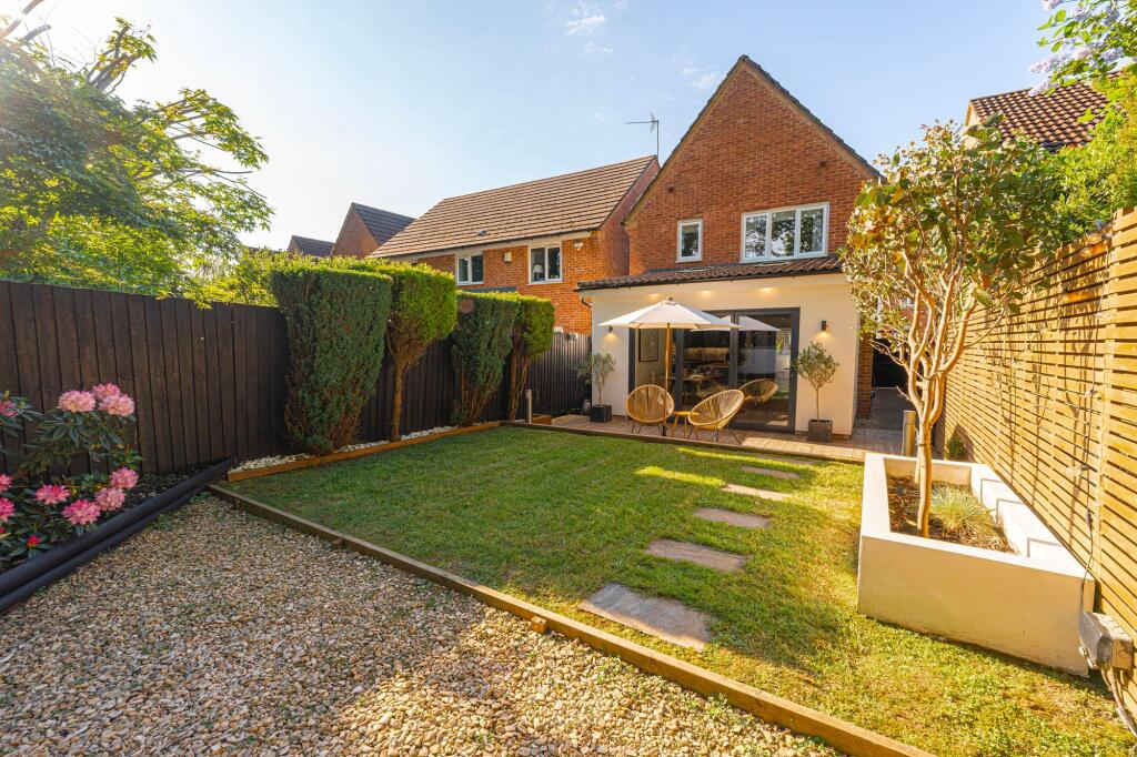 Priory Grove, Langstone, NP18 photo 4