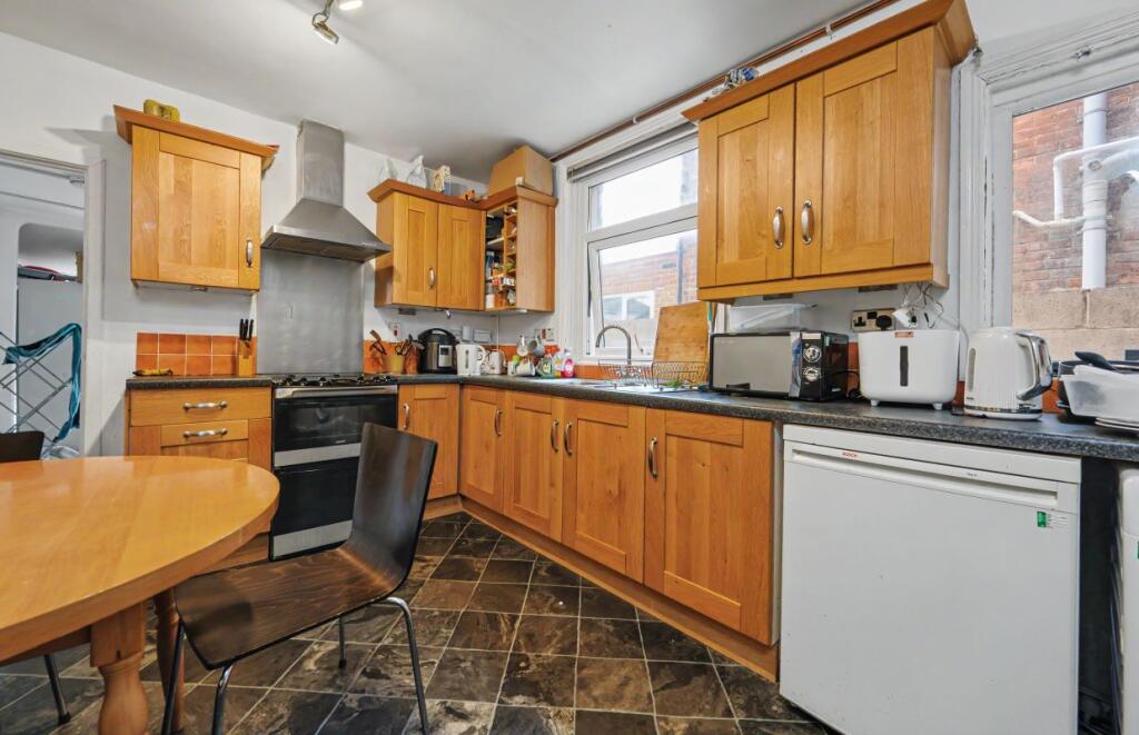 House in Eastleigh, Newtown - View 2