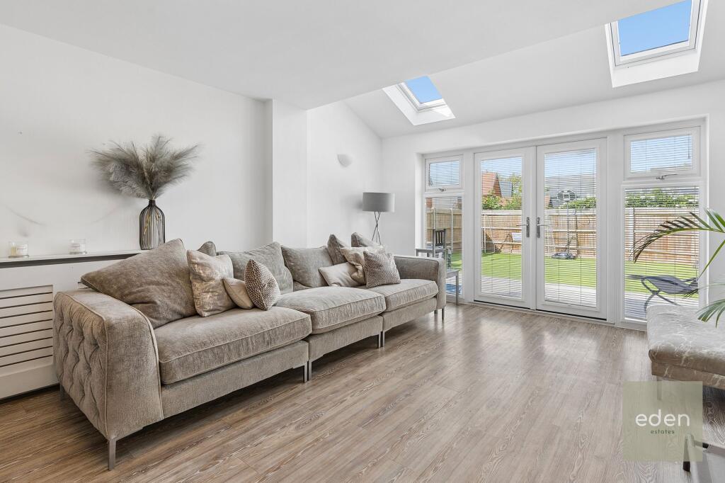 House in Rochester - View 4