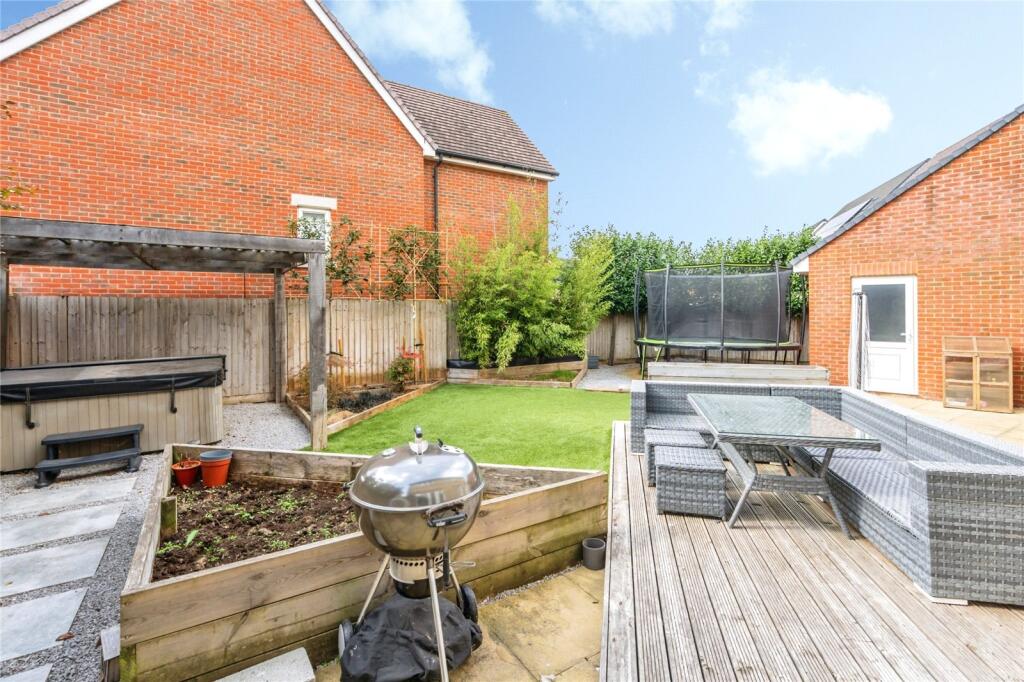 House in Chichester, Oving - View 4