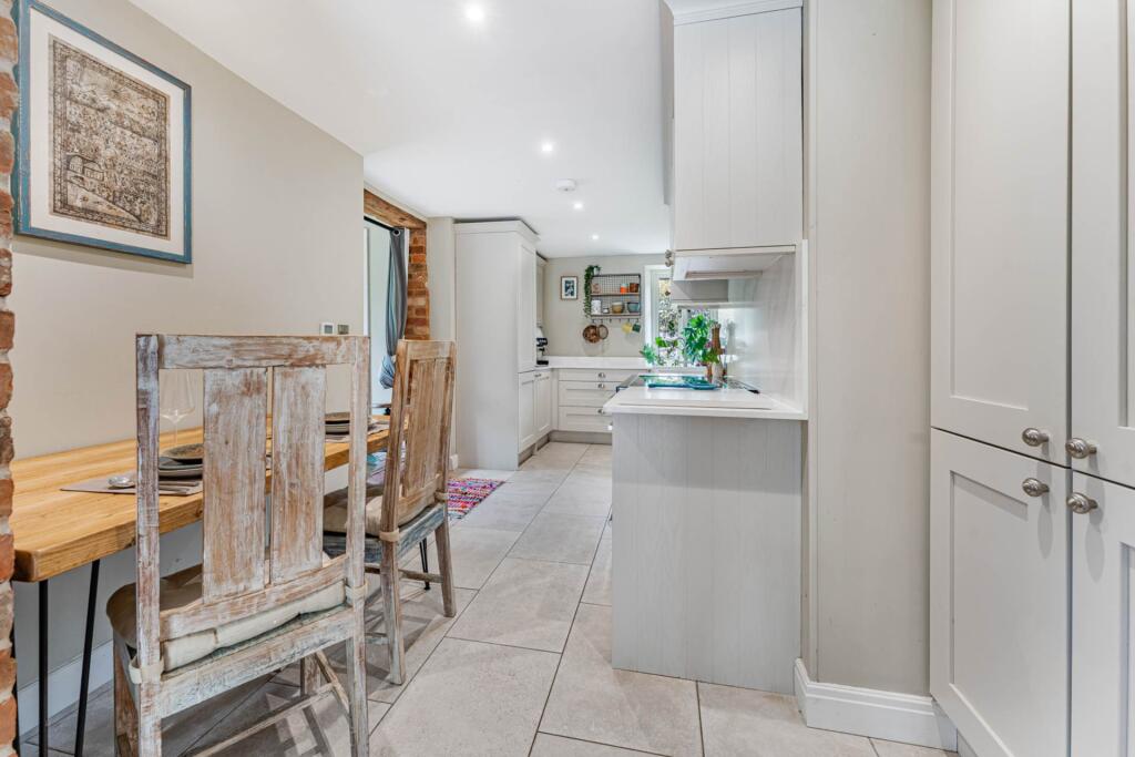 House in Reading - View 4