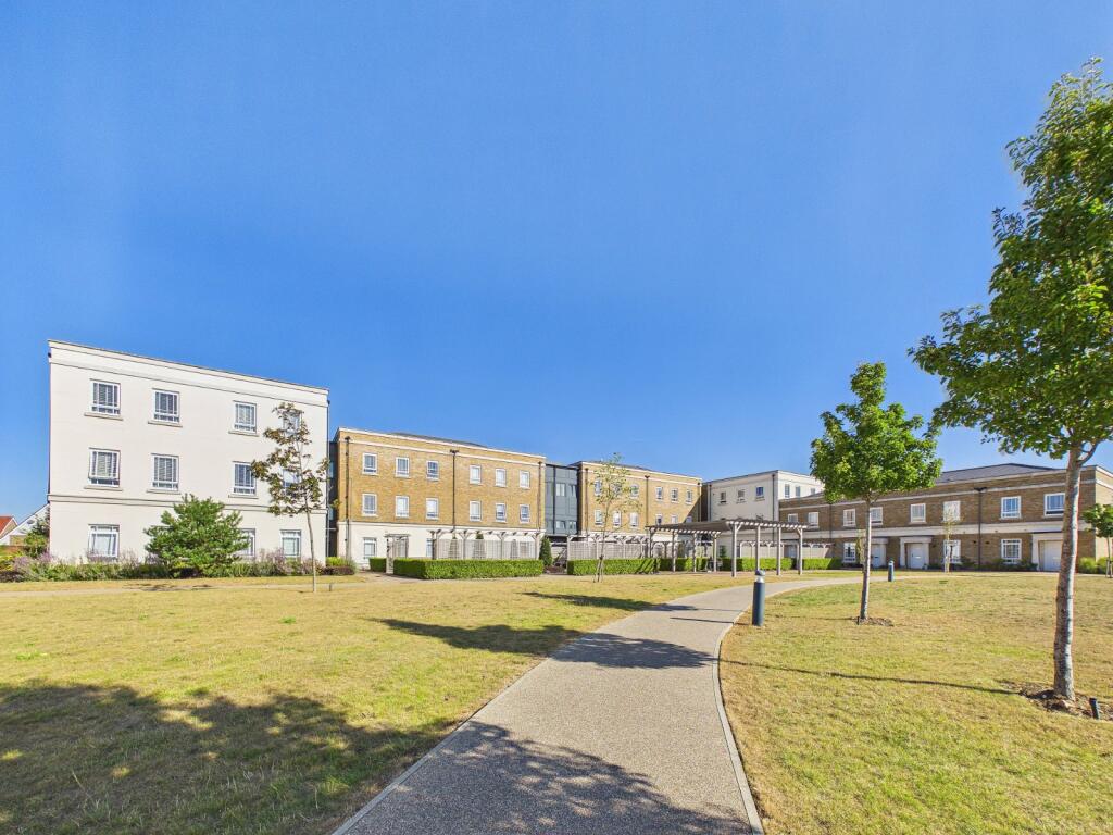 Apartment in Canterbury - View 4