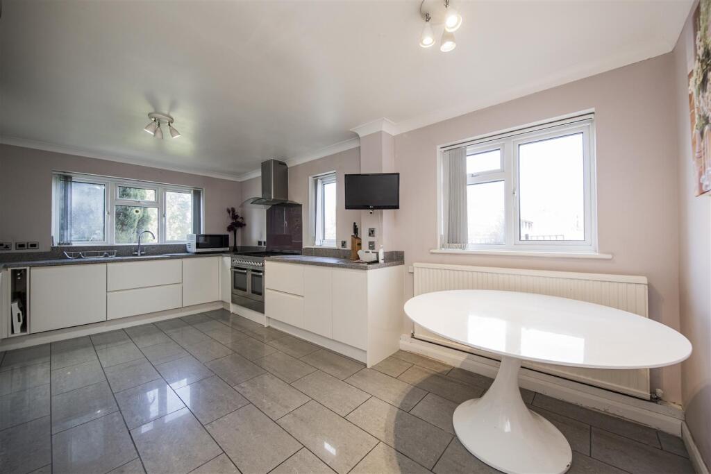 House in West Malling - View 4