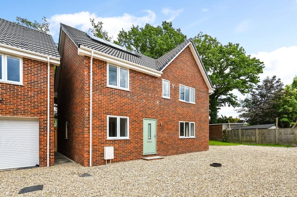 Main image of property: Primula Road, Bordon, Hampshire, GU35