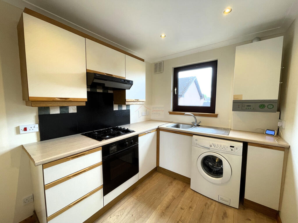Apartment in Forres, Moray - View 4