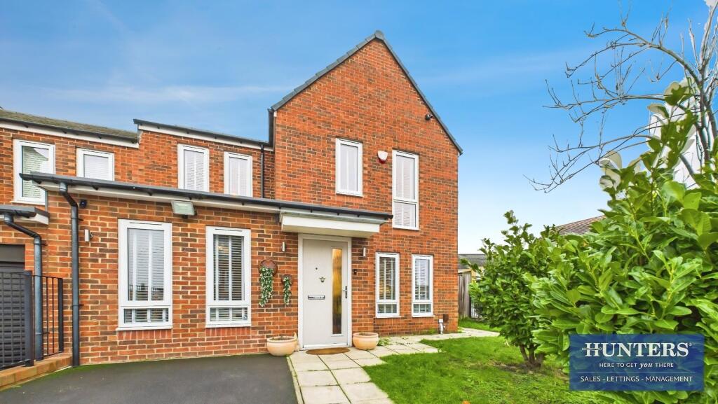 3-bed semi-detached on Grasmoor View, Sunderland, £230,000